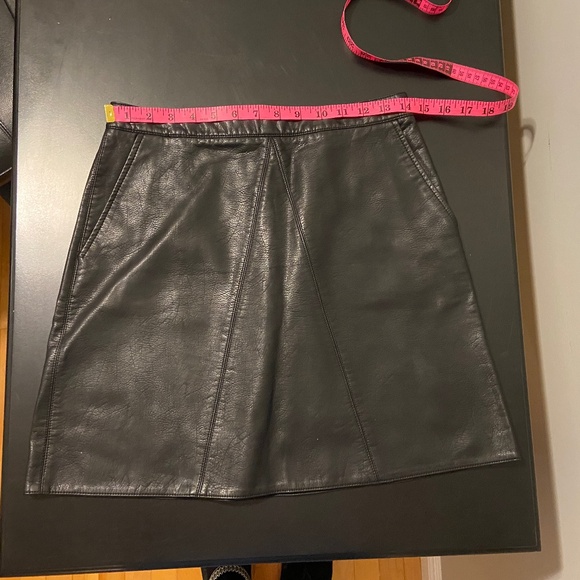ZARA Basic Collection Faux Leather Miniskirt size Medium - Picture 7 of 8